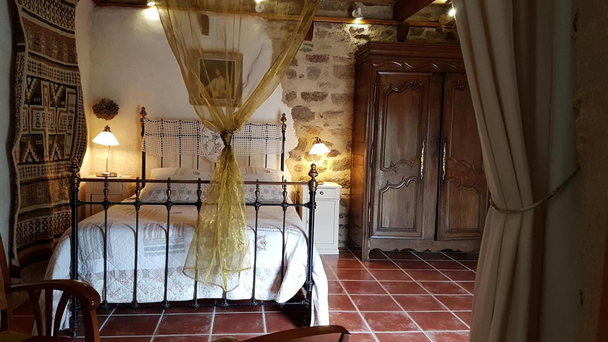 ホテル La Ferme De Kerhors Tréméoc 部屋 写真